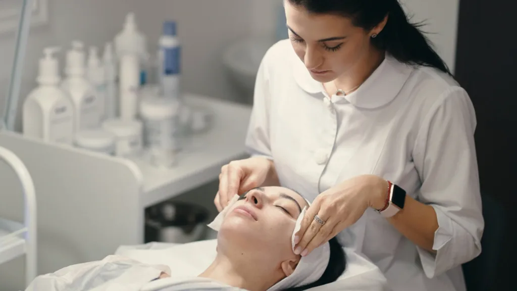 Number of sessions usually recommended for Secret RF vs Ultherapy.