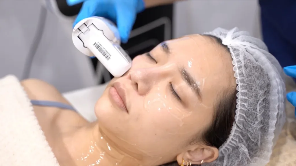 Know what does HIFU facial do. 