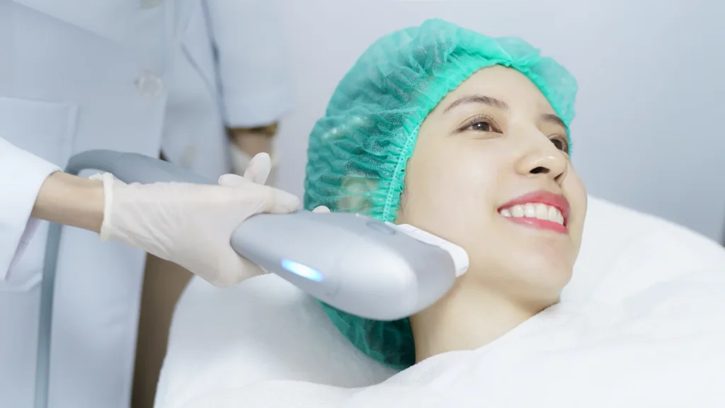 Multi-Dimensional HIFU technology supports HIFU facial treatments. 